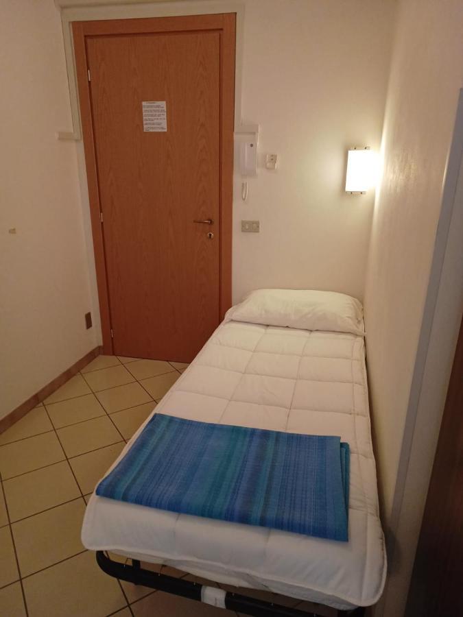 Appartamenti Carlotta Rimini Luaran gambar
