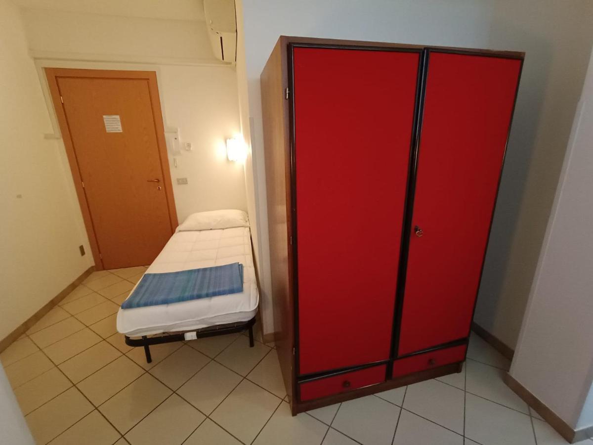 Appartamenti Carlotta Rimini Luaran gambar